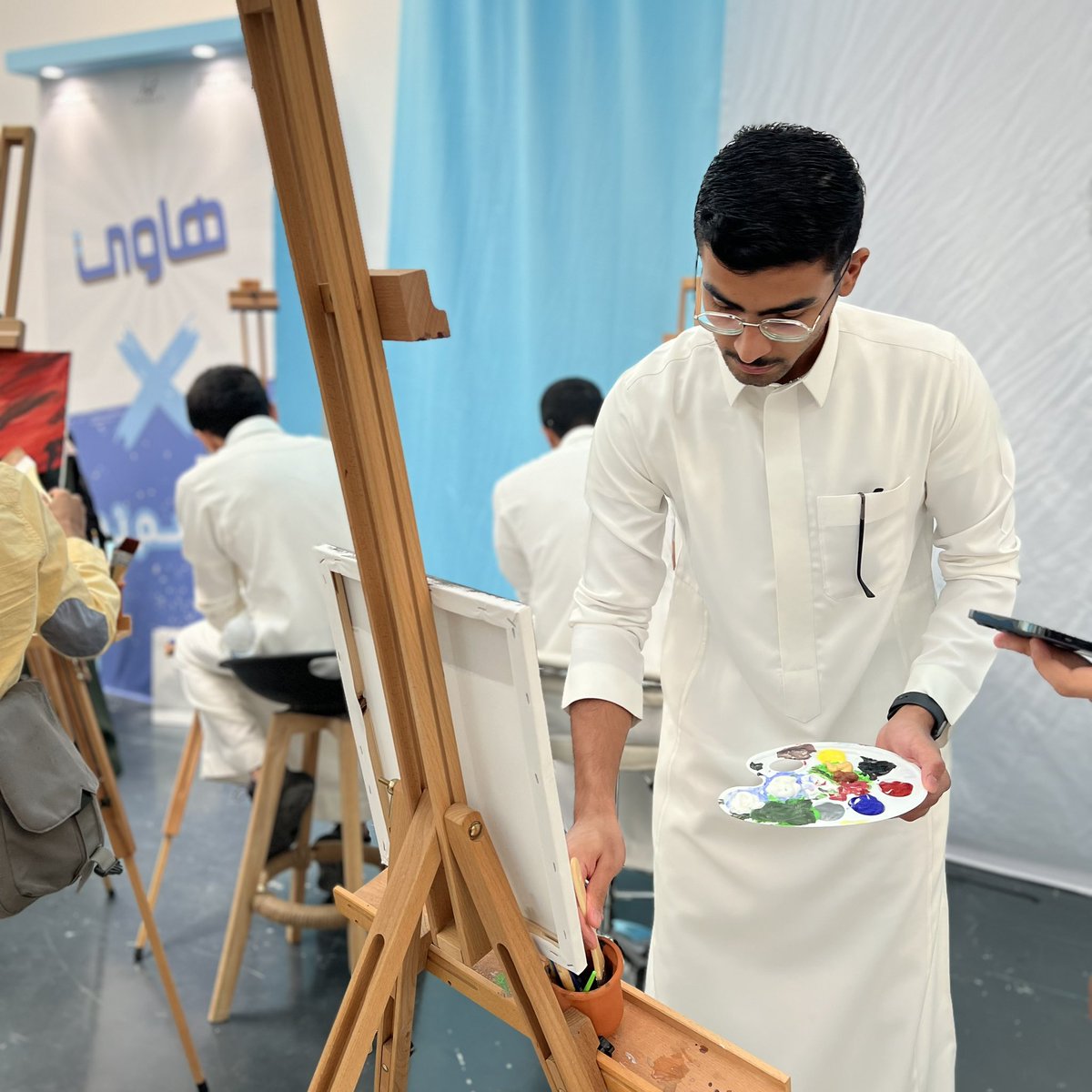 NamaaPsu's tweet photo. فخار نـمـاء: تشكيل الطين وصنع قطع فنية مميزة 🏺.
استديو نـمـاء: تجربة لتصوير الفوتوغرافي على المرايا 📷.
خطاط نـمـاء: تعلم الكتابة بأسلوب الخط العربي✍🏼.
مرسم نـمـاء: إنشاء لوحات تعبر عن المشاعر والأفكار🎨. https://t.co/Wg9uuriL6q