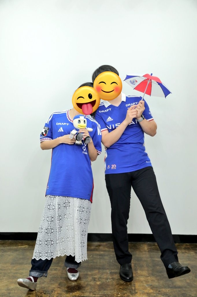 ツキムラ tweet media