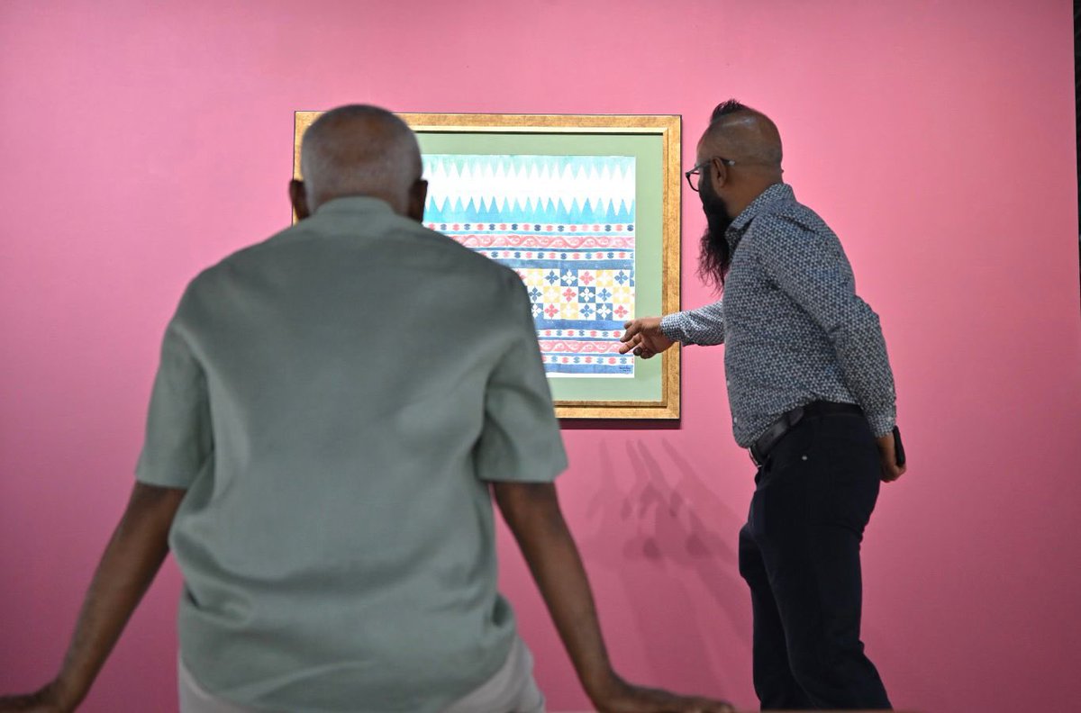 Thank you, Raees <a href="/ibusolih/">Ibrahim Mohamed Solih</a> for visiting my exhibition! I’m sorry I couldn’t be there to personally give you a tour, but I’m sure my friends did an amazing job in my place.