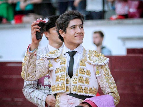 El paso de Luis David por España en 2024... t.ly/Zi7QP