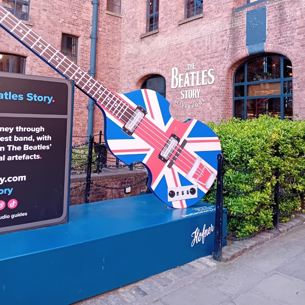 DanielleBeau8's tweet photo. @mattrife You probably already know this, especially if you've been to Liverpool before, but there's a Beatles museum about a 10 minute walk from the arena you're at too! Can't wait to see your show again! https://t.co/Abv4XTbnw6