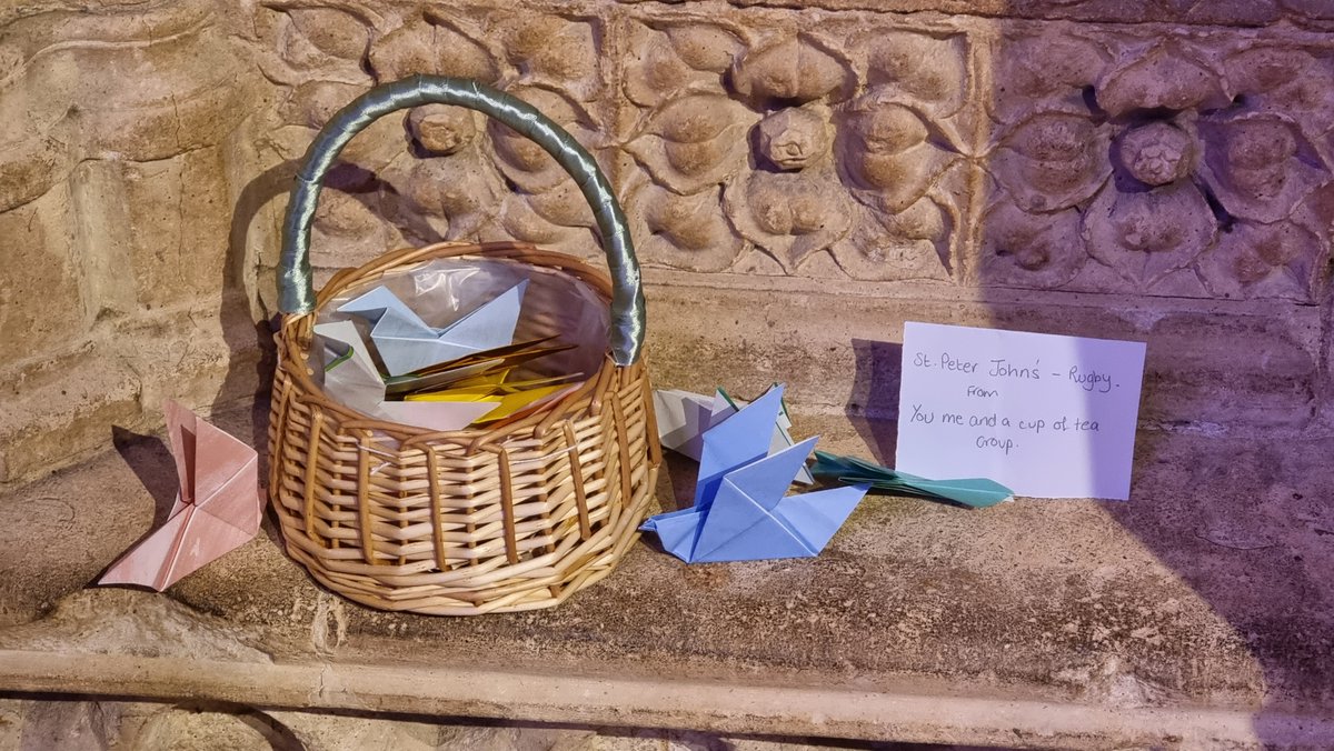 A group from St Peter and St John Church in Rugby  were inspired by seeing Peace Doves by Peter Walker that they made their own doves at their “You, me and a cup of tea" group. They have brought some back to the Cathedral where they are nesting on the choir screen. 🕊