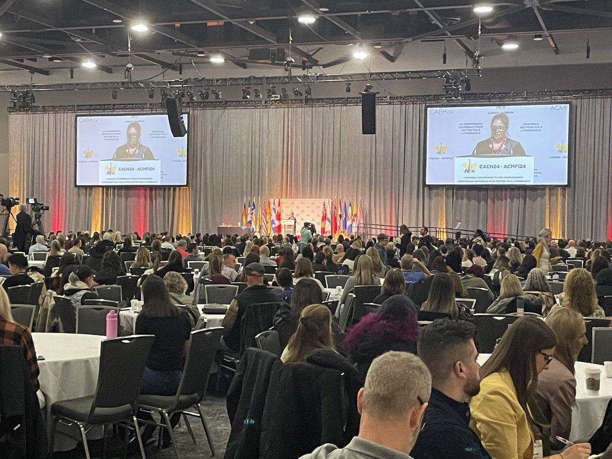 Good Morning from #CAEH24! The 2024 National Conference on Ending Homelessness is officially underway.

2,000 people are joining us in #Ottawa this week, with even more participating online.