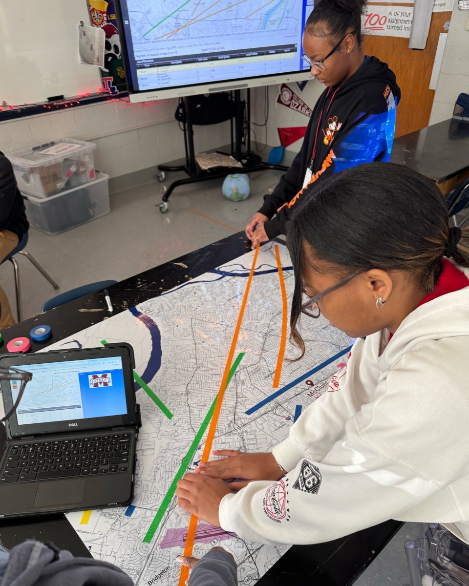 McCluerAVID's tweet photo. Students in honors meteorology identifying trends in tornadic activity in their own community by mapping 100+ years of tornado tracks in North St. Louis County. #McCluer #FergFlorProud https://t.co/RwzxlAeLEv