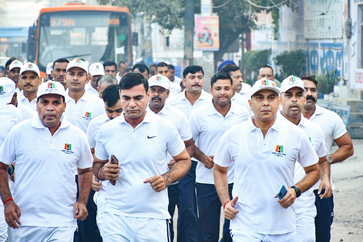 194RAF's tweet image. @194RAF celebrated #NationalUnityDay2024 by taking the pledge. #RunForUnity2024 race was also organised in which Sh. Kishore Kumar CO @194RAF , officers and all personnel of the unit participated enthusiastically.