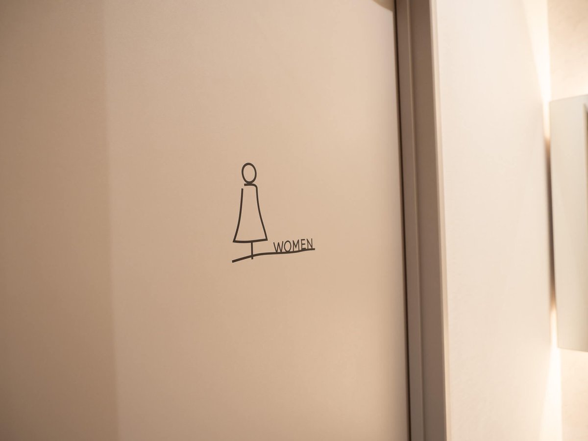 tifmoinc's tweet photo. オリジナルのトイレサインをデザインしました。🚻 https://t.co/ABRztTLurD