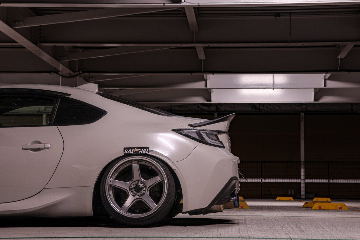 New style✨️

・326power チャクリキダンパー
・EARO FLOW
・前後キャンバーほぼ通し(未測定)
・invoke usクリアテールレンズ
・usグリル化