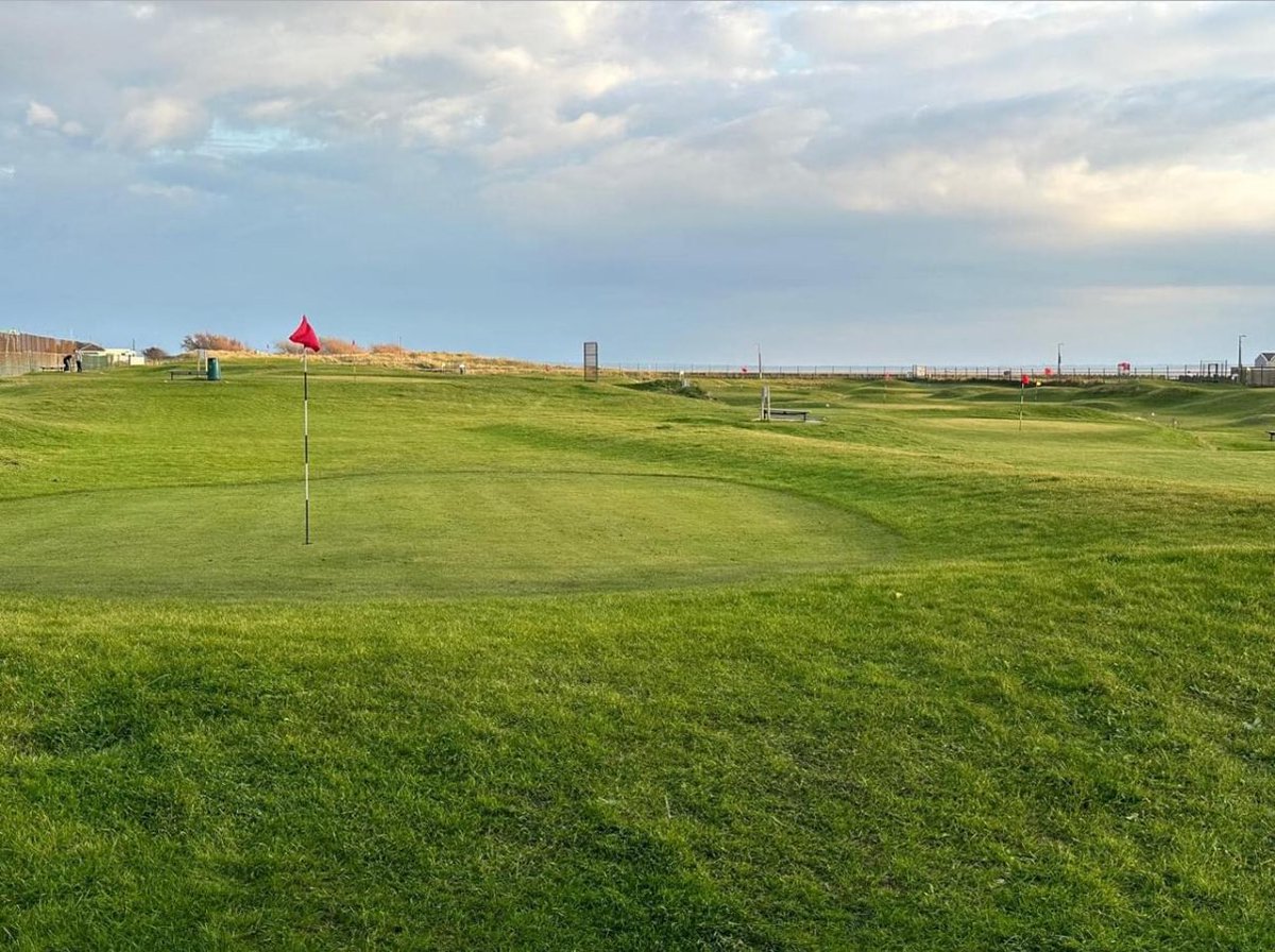 🚨Course update🚨

We are OPEN! 🏌️‍♂️

Half term week! 🙌

Our pitch &amp; putt 18 hole prices - Adults  £10 - Kids £7 ✅

Crazy golf just £4pp ✅

No need to book simply turn up &amp; play 🏌️‍♀️

#stannes #littlelinksgolf #pitchandputt #golfers