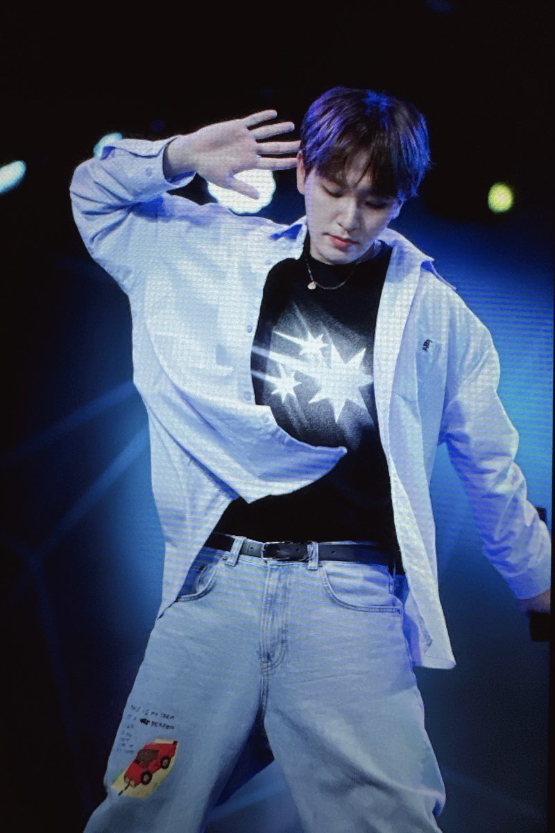 peachpeach_hj's tweet photo. 241029  HADO ARENA  2부2️⃣ [ෆ pre ෆ] 

비주얼 레전드 혁지니🩷

#페이브원 #FAVE1 #혁진 #장혁진 
#ヒョクジン #Hyukjin 

@100per_hyukjin 🐰 https://t.co/jYBRS43ou6