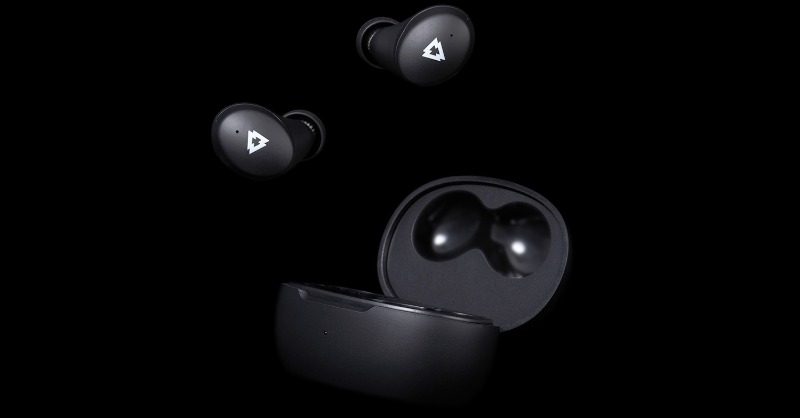final_audio's tweet photo. 【発売記念キャンペーン】
超低遅延ゲーミングモードを搭載したワイヤレスイヤホン「GEAR01 + Gaming」が抽選で3名様に当たる #GIVE_AWAY キャンペーンを開催中！

◎応募方法
　1. @final_audio をフォロー
　2.このキャンペーンポストをリポスト🔁

◎応募期間
　11/5(火) 23:59まで
