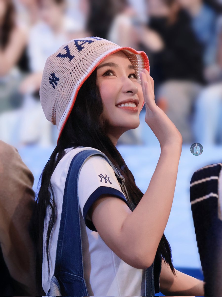 Lookkaeww_Fan's tweet photo. ลูกแก้วน่ารักมาก ✨️🔮

ADLK OPENING MLB
#MLBThailandxAL https://t.co/hINNN55RNx