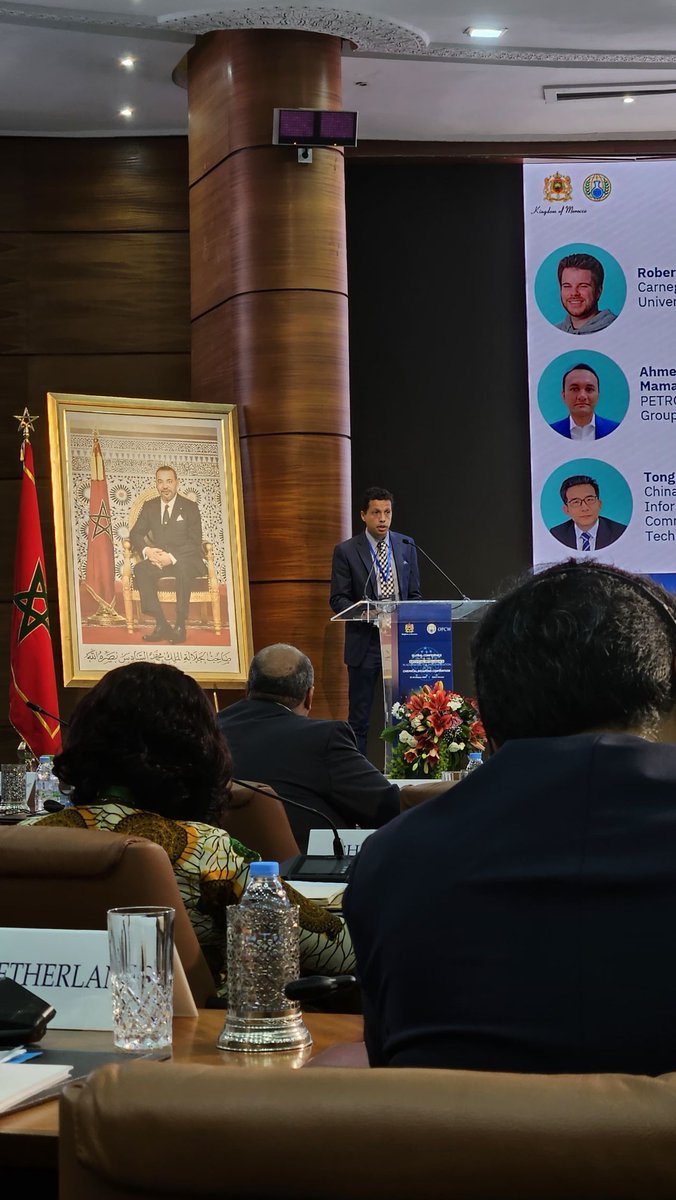 EL ICIC EN EL MUNDO 🌍

1️⃣ El investigador Axel Soto <a href="/elachell/">Axel J. Soto</a> participó esta semana en la conferencia de la Organización para la Prohibición de las Armas Químicas (<a href="/OPCW/">OPCW</a>) en Rabat, Marruecos, abordando el rol de la #IA en la implementación de la Convención sobre Armas Químicas.