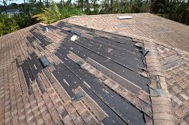 Trusted_KC's tweet photo. 🌬️ Is Your Roof Ready for the Windy Season? 🌬️

High winds can wreak havoc on your roof.  At Trusted Roofing, we know what to look for after a storm to ensure your roof is solid and safe.

#WindDamage #StormProtection https://t.co/7H9pbc9POa