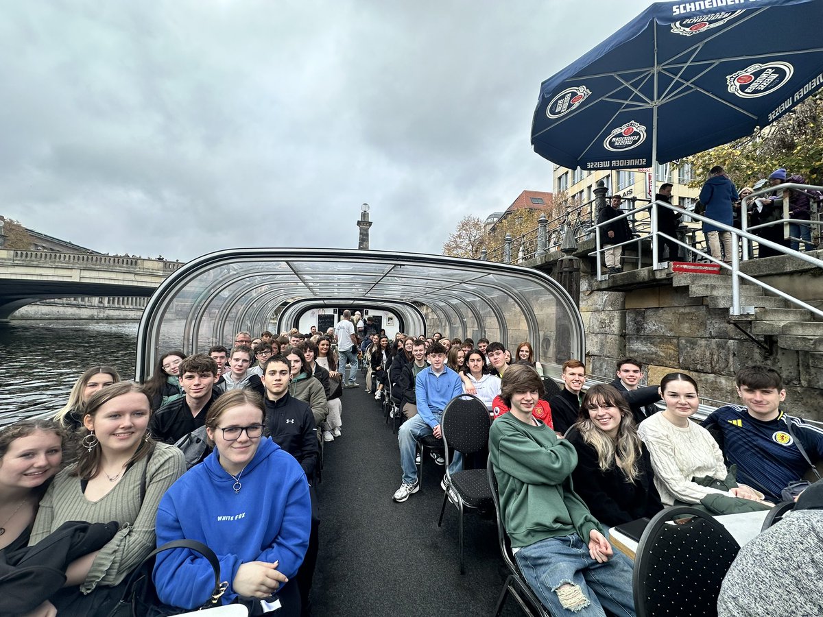 holycrossham's tweet photo. 📍River Spree cruise 🌊⛴️ https://t.co/VAWdK8eG9x