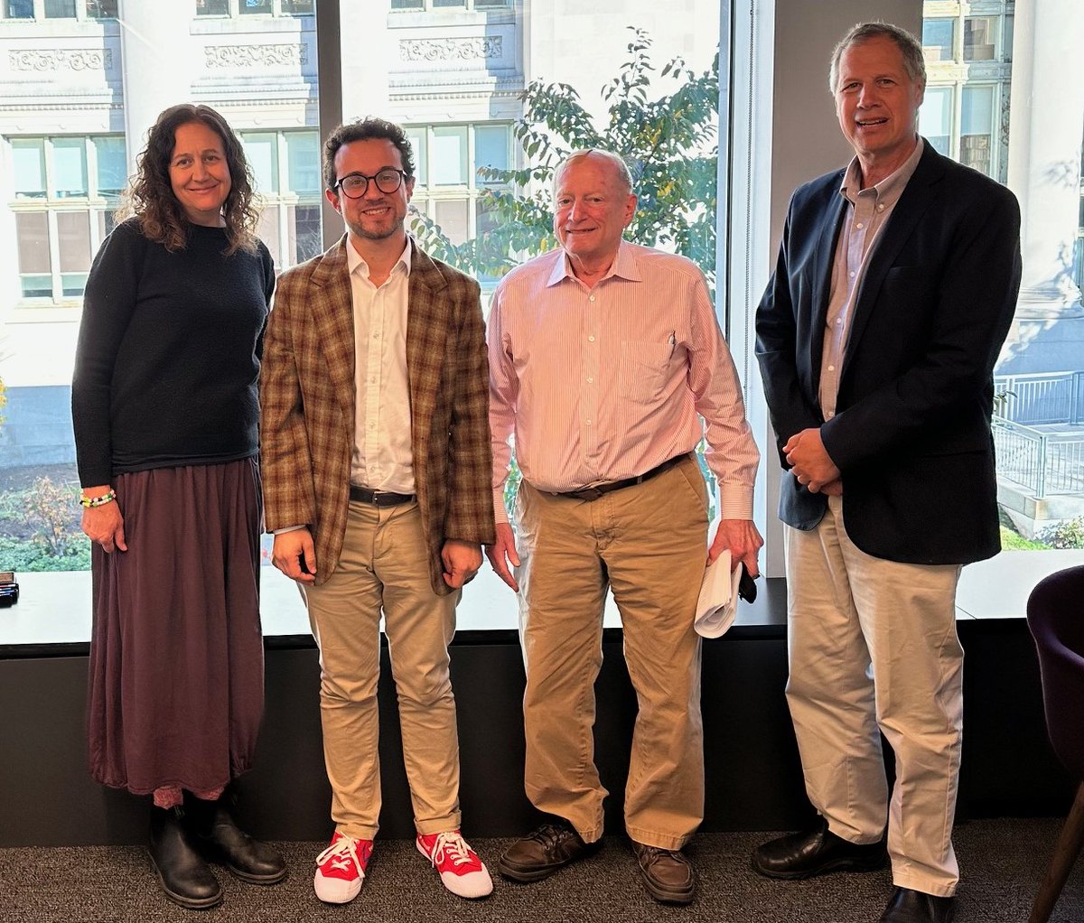 SamBookman's tweet image. Yesterday I successfully defended my doctoral thesis at @Harvard_Law. It's the culmination of 5 challenging years - sometimes joyful, often painful! Incredibly grateful to my committee, friends, colleagues, teachers and family who got me here, and excited for the next adventure.