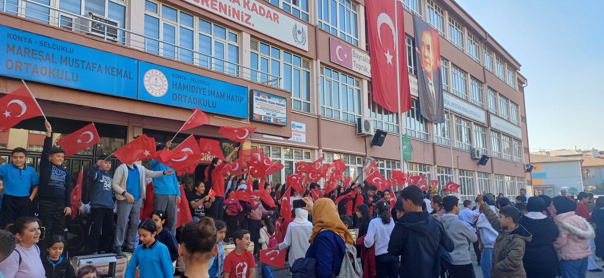 HamidiyeImam's tweet photo. Cumhuriyetimizin 101. yılı okulumuzda coşkuyla kutlandı emeği geçen öğretmenlerimize ve öğrencilerimize teşekkür ediyoruz. https://t.co/uAPbl0ubRP