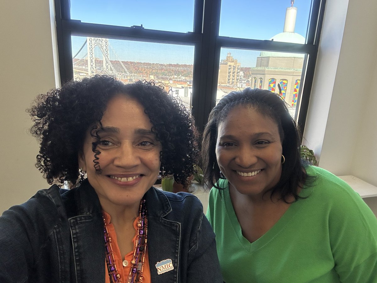 This past Friday, my friend <a href="/ssorianovasquez/">Santa Soriano</a> visited <a href="/NMICnyc/">NMIC #JustPay</a>  We caught up on the latest chisme, talked politics and ate mangu con los tres golpes.  It was a wonderful visit 🫶🏽