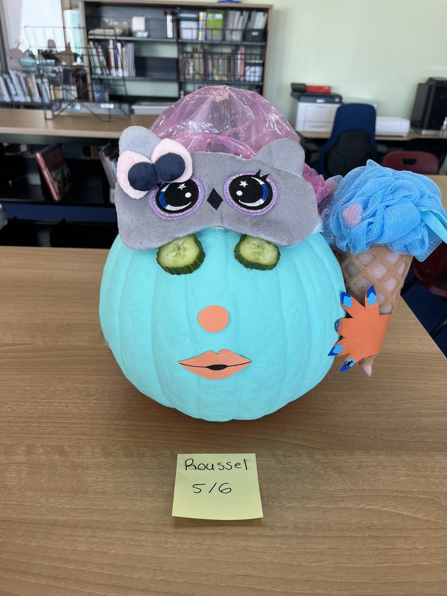 Ashley Roussel (Tesolin) tweet media