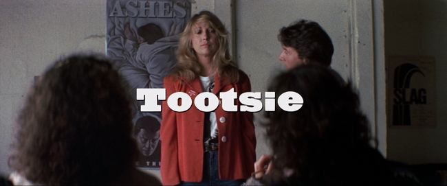 reverse_shot's tweet image. Teri Garr is the one who's center screen when the title comes up in TOOTSIE. I don't think it's an accident. Here's an appreciation I wrote of her perfect performance for @Criterion. Loved her in everything and will miss her.
criterion.com/current/posts/…