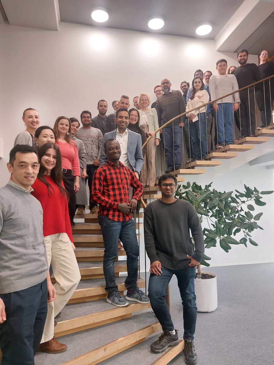 Tänään oli yksi syksyn kohokohdista: me <a href="/metsateollisuus/">Metsäteollisuus</a> järjestimme verkostoitumistilaisuuden CIMANET-tohtorikoulutuspilotin tutkijoille ja #metsäteollisuus'yritysten edustajille. Oli hienoa tavata uusia ja kokeneita #tki-osaajia!  Kiitos osallistumisesta ja nähdään taas!