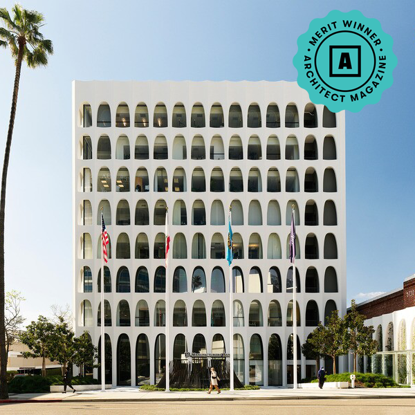 architectmag's tweet image. 🏆 Thrilled to announce 9720 Wilshire Blvd. in Beverly Hills by Montalba Architects as a Merit Winner for Adaptive Reuse! ✨ The design’s stunning oculus complements Ed Stone’s iconic façade. #Architecture #HistoricRestoration #BeverlyHills 
bit.ly/3AjQmUg