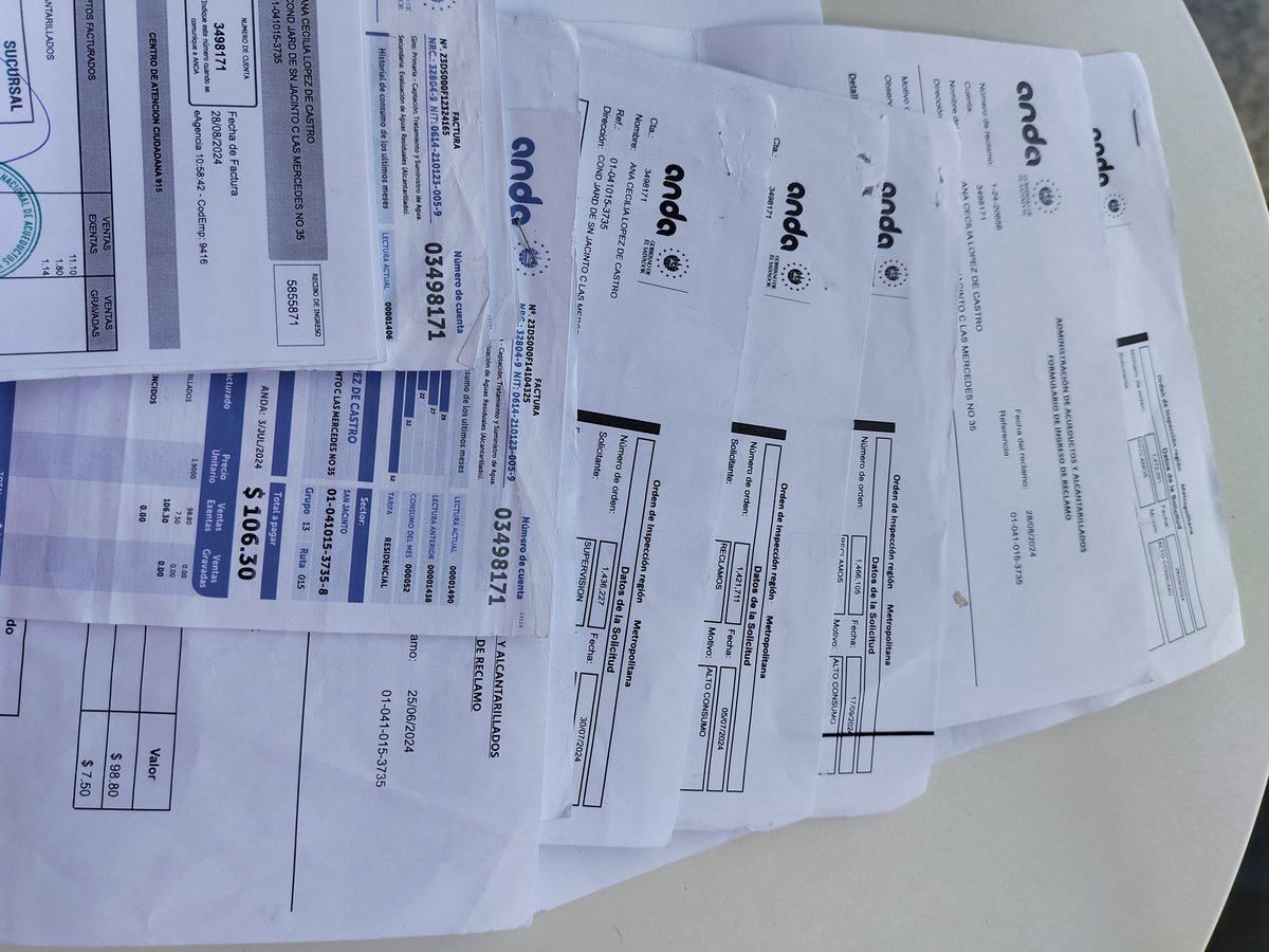 ancelopez23's tweet photo. Sres @ANDASV como es posible llevo meses pidiendo resolución y salen q pague 106 dls para poder seguir con el proceso, pase de pagar 7.89a pagar 155 dls y ahora quieren q pague 306 dls si mi salario es le mínimo, cambie contador, desairadora @nayibbukele https://t.co/EhxXstLzVN