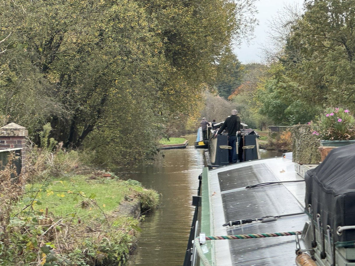 NeverTwoLate1's tweet photo. A lovely autumnal cruise today. Steve collected some logs when we moored up last night. We then cruised with our friends @NB_Spudley to Braunston. Mexi &amp; Nyx were very excited to see each other too.
#narrowboatlife 
#narrowboatliving 
#boatdogs 
#funtimes https://t.co/WMX3lzd7BZ