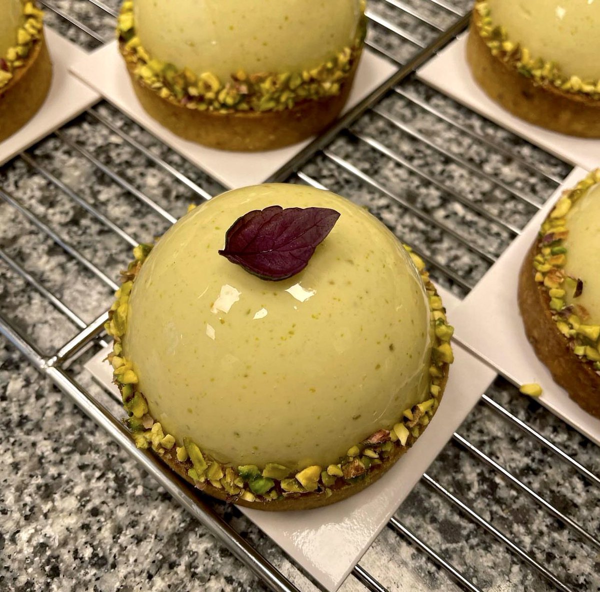 meliledoux's tweet image. Le thread il est long de fou malade alors que j’ai même pas mis encore la moitié, jvai m’arrêter là c’est mieux 

Tenez je spam une dernière fois dsl 🙏🏻🥹