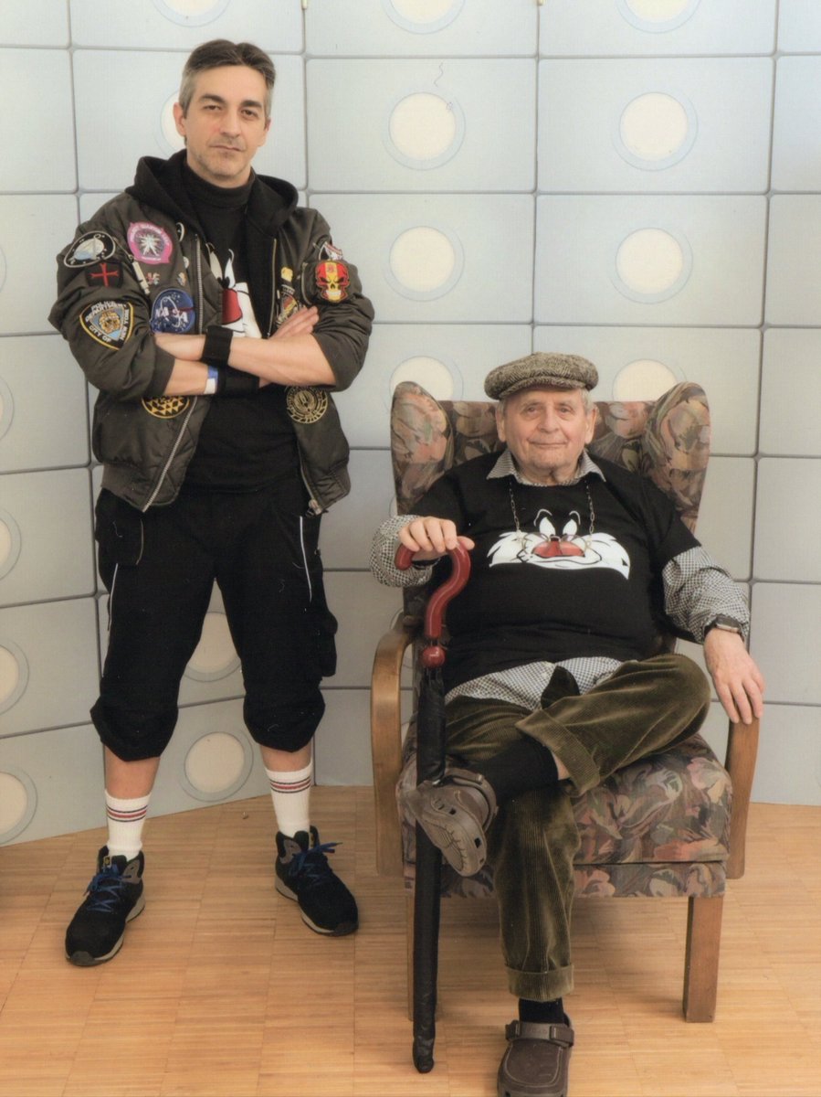 MrRamses235's tweet image. 😎And so the circle closes😎

🤭🤗

#TimeLash VII &amp;amp; VIII
#McShane
@sophie_aldred
@4SylvesterMcCoy
#BestMomentsEver