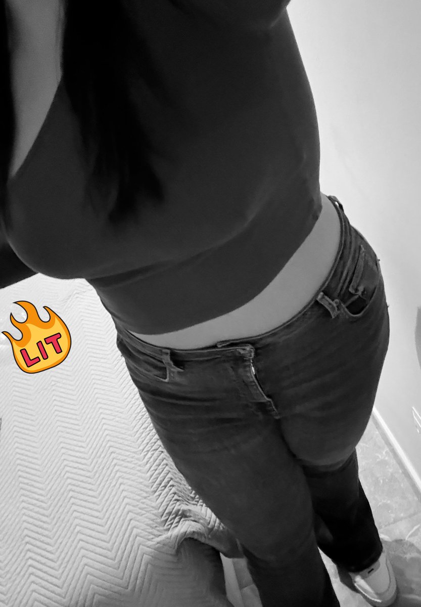 DiosaMar69's tweet photo. hola cachorritos, he estado desaparecida pero he vuelto con mas ganas de reírme de vuestros micropenes que nunca, tributa a tu diosa y escríbeme ya🤣🐕

humanATM paypig esclavo financiero sumiso financiero moneyslave pagafantas pagacopas findom femdom finfeet https://t.co/EVQyqCFbz6