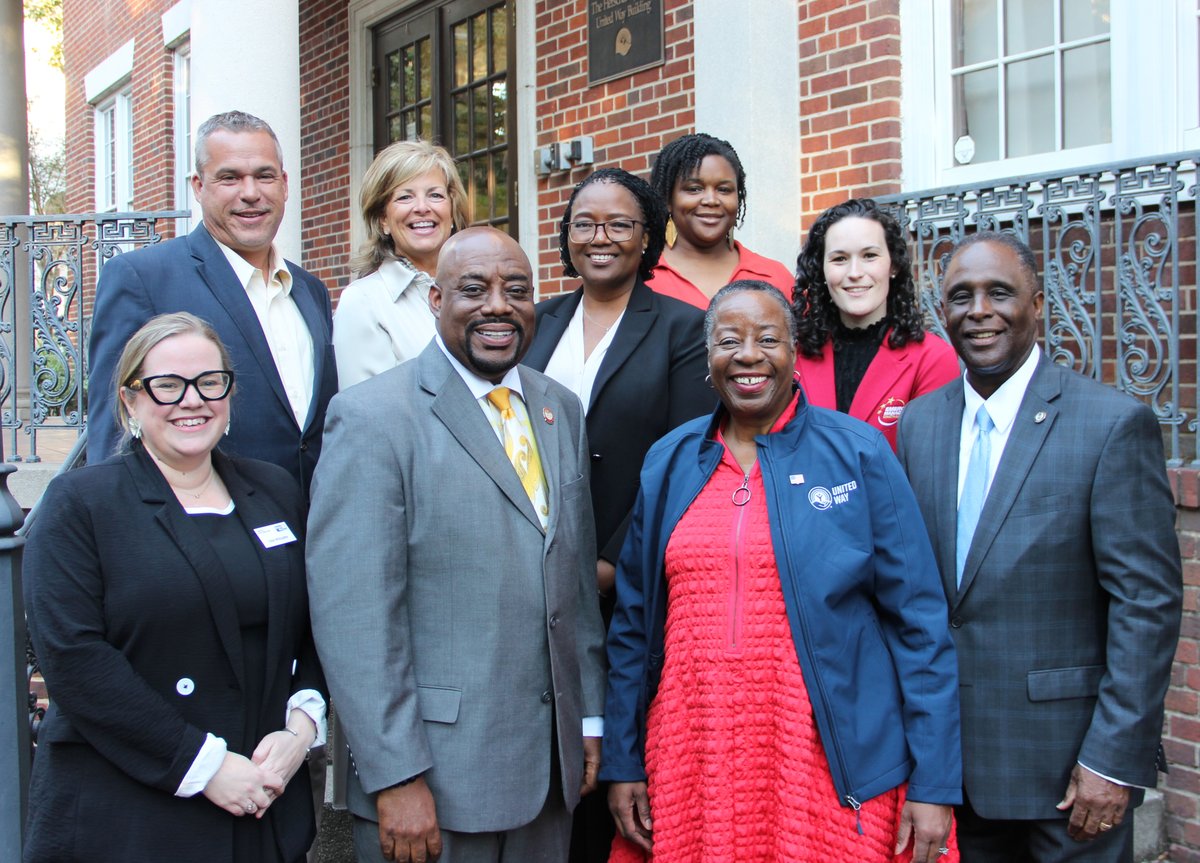 Thrilled to welcome <a href="/UnitedWay/">United Way</a> CEO <a href="/AngelaFWilliams/">Angela F. Williams</a> to the Coastal Empire! She joined us in meeting with <a href="/MayorJohnsonSAV/">Mayor Van Johnson</a> and <a href="/ChathamEMA/">Chatham EMA</a> to discuss recovery efforts for Tropical Storm Debby and Hurricane Helene. 💙 #LiveUnited #CommunityRecovery