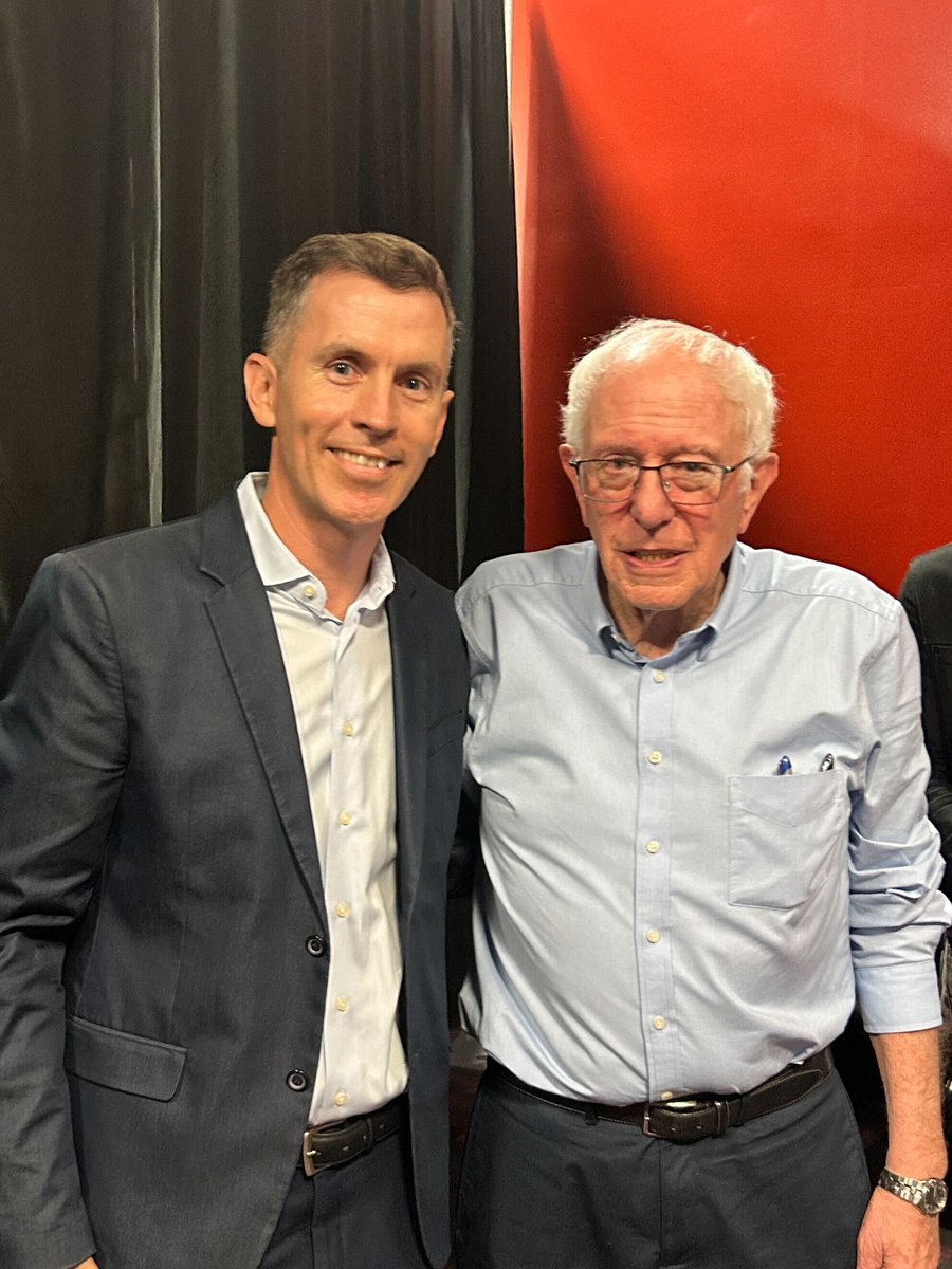 MikeSiegelTX's tweet image. 📣 PRESS RELEASE 📣 

Bernie statement clarifying I’m the ONLY City Council candidate he’s endorsed. It’s sad and unfortunate my opponent would resort to such misleading tactics. 

I’m honored to have Bernie’s support — earned through years of progressive organizing.