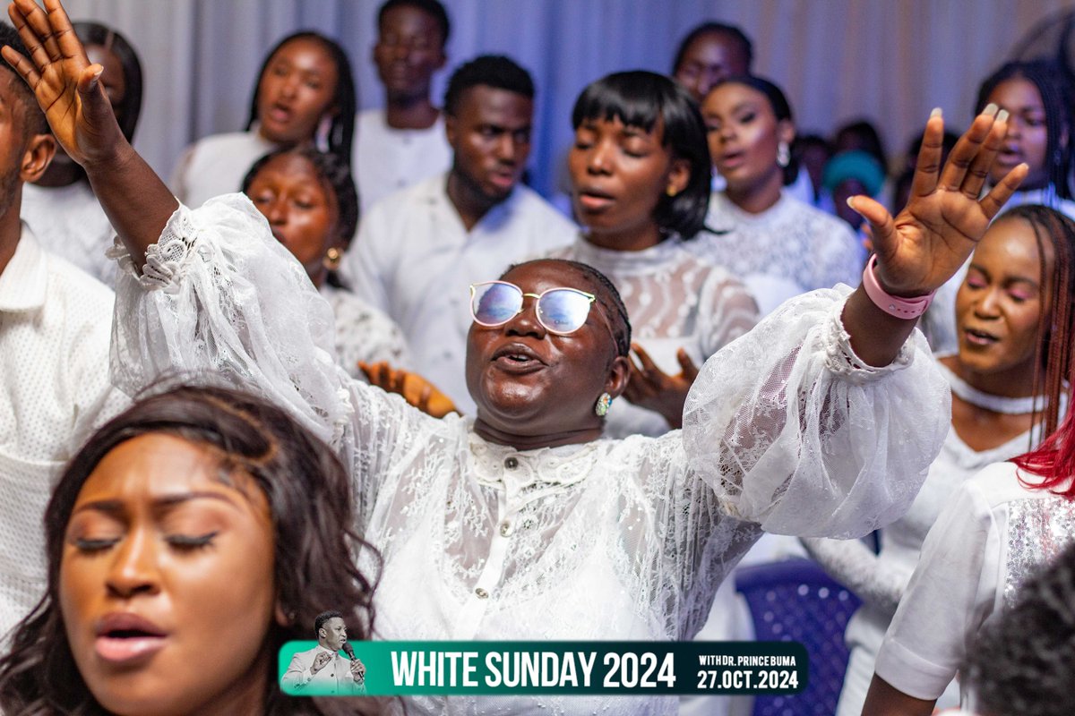 aocmizioncity's tweet photo. 🎶🎶

Let the weight of Your glory cover us
Let the life of Your river flow
Let the truth of Your kingdom reign in us
Let the weight of Your glory
Let the weight of Your glory fall

#White_Sunday_2024
#TheWorshipExperience
#SundayService https://t.co/32y1Sxggyk