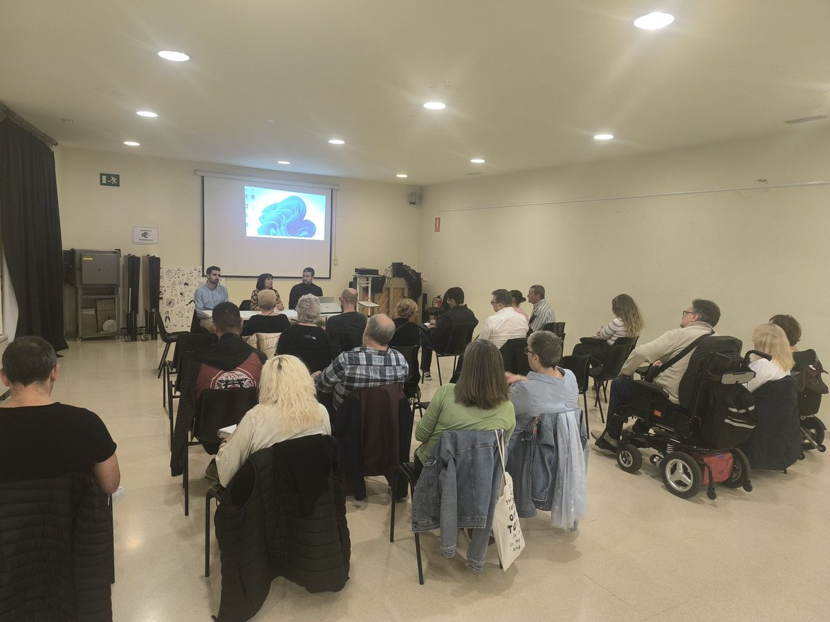 Presentació treballs desenvolupament 3 actuacions del Pla d'Acció pel foment del teixit associatiu i Avaluació de la Mostra
#SAB <a href="/FcoVargas_/">Francisco Vargas</a>