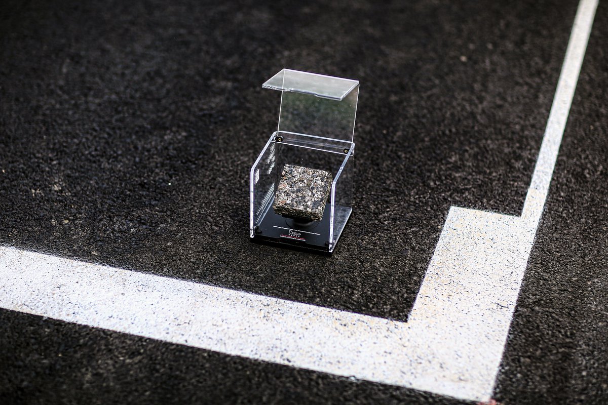 Over a century of fearless heroes and racing legends. <a href="/Autodromo_Monza/">Autodromo Nazionale Monza</a>  ❤️‍🔥

ASPHALT COLLECTION - Bring home a portion of the original asphalt of the ‘Temple of Speed’ 👉 mongrip.com/asphalt-collec…

🤝 In collaboration with the Autodromo Nazionale Monza.

#MONGRIP #AsphaltCollection
