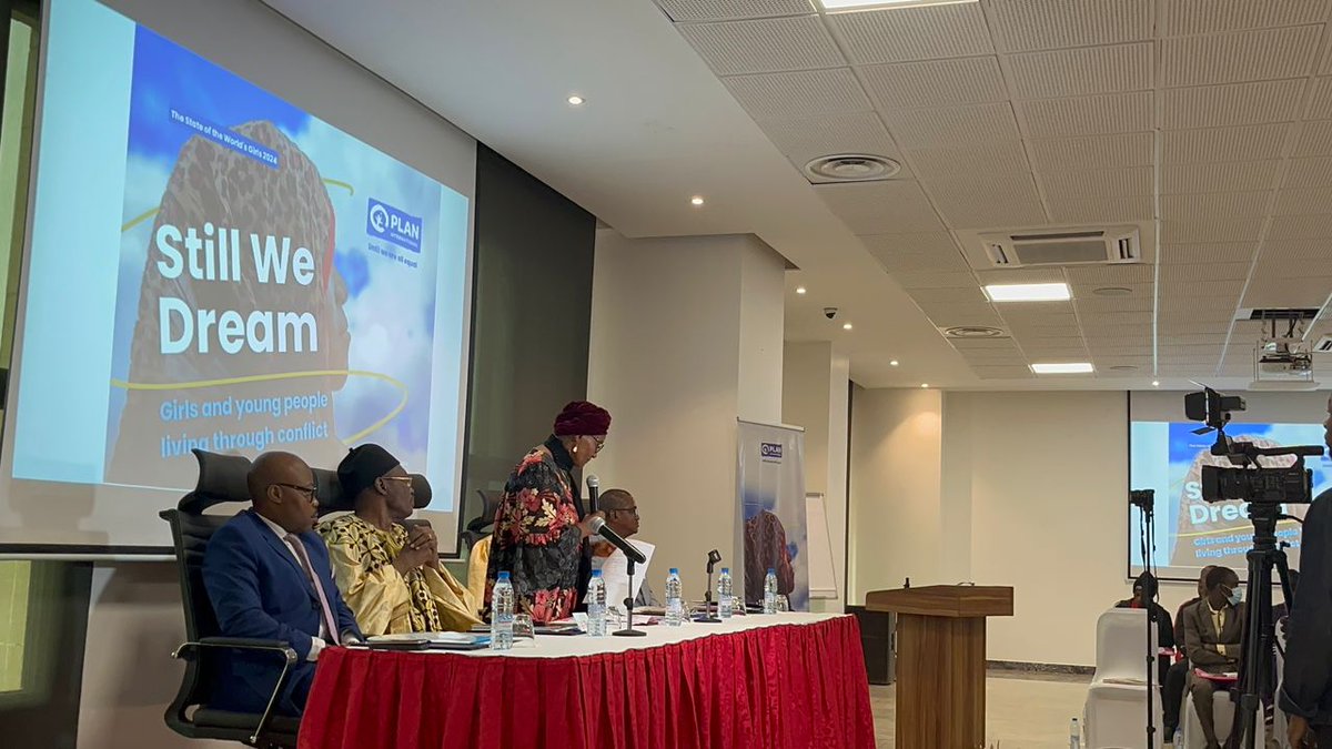 WFP_Cameroon's tweet photo. #Cameroon🇨🇲
The “State of the World’s Girls” Report 2024 urges for
✅ greater investment in peacebuilding 
✅ Prioritizing children’s rights in development plans 
✅ Achieving Gender Equality
The launch event chaired by the Minister @minproffcmr was held in Yaoundé. 
#SavingLives https://t.co/95V67TMcSr