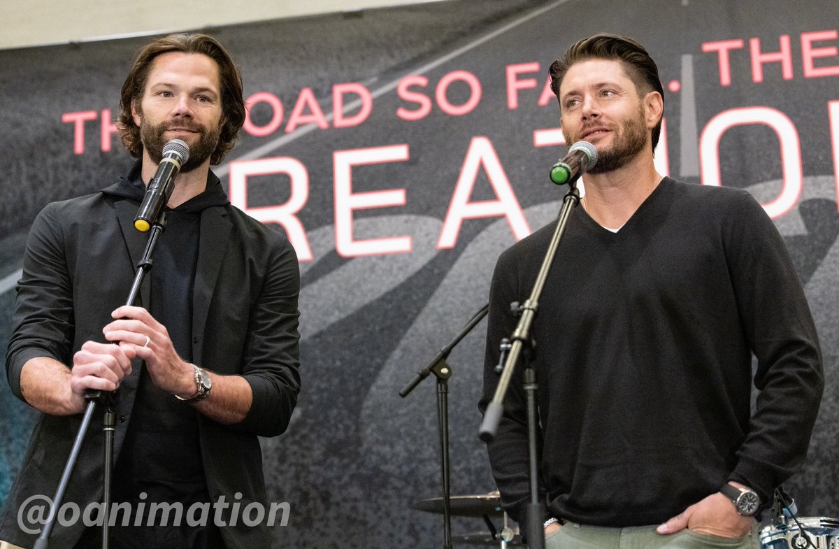 ackles_media's tweet photo. Jensen Ackles & Jared Padalecki
#SPNSeattle 2024
pics @oanimation https://t.co/j36xpkjGFg