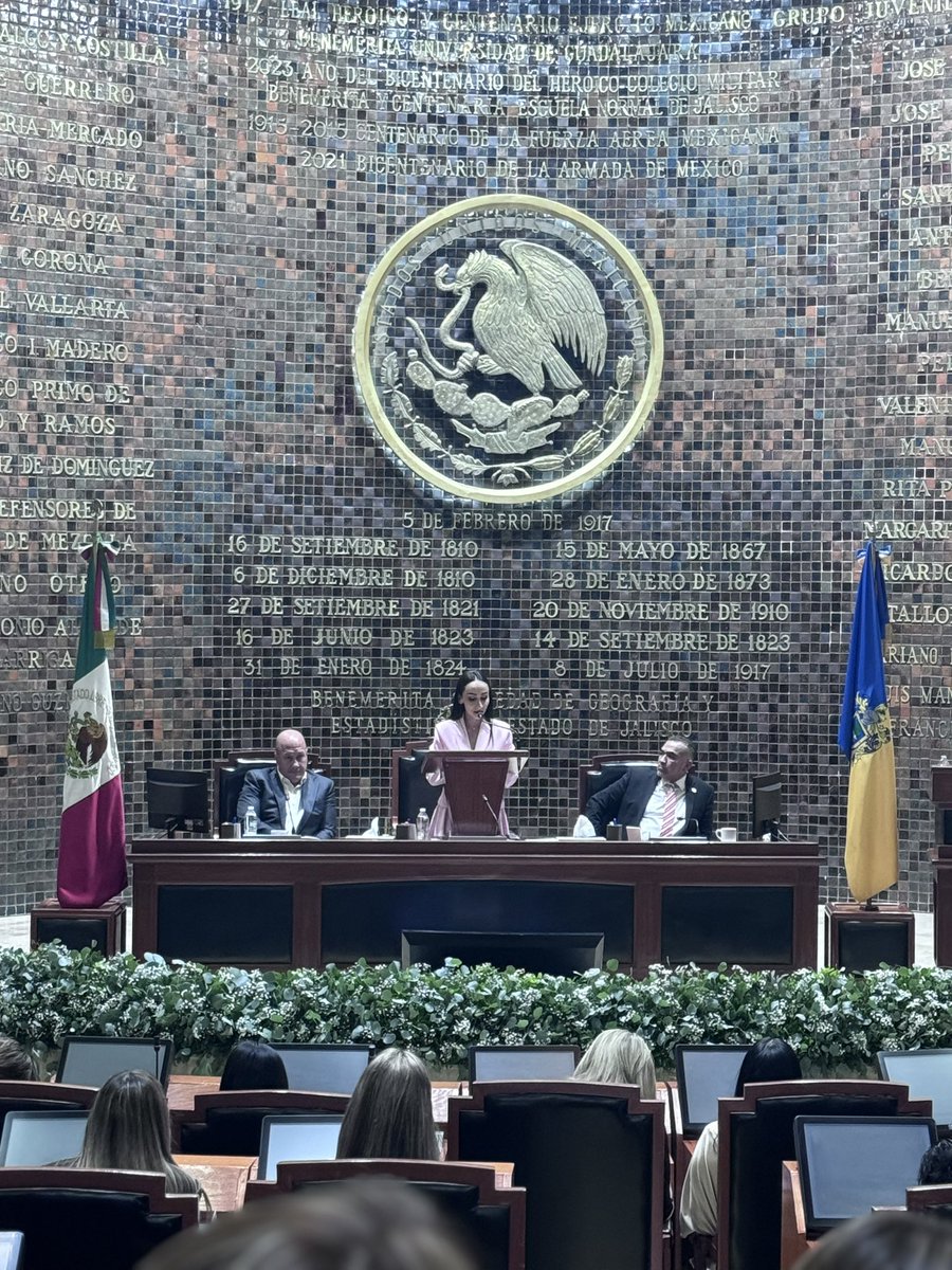 Laura Cisneros tweet media