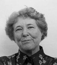 phalpern's tweet photo. Albert Einstein's final research assistant, Israeli physicist Dr. Bruria Kaufman, reported the results of their joint calculations on a unified field theory at an international conference in Bern, Switzerland several months after his death.
#WomenInSTEM #IsraeliScience https://t.co/bz9ophz6PU