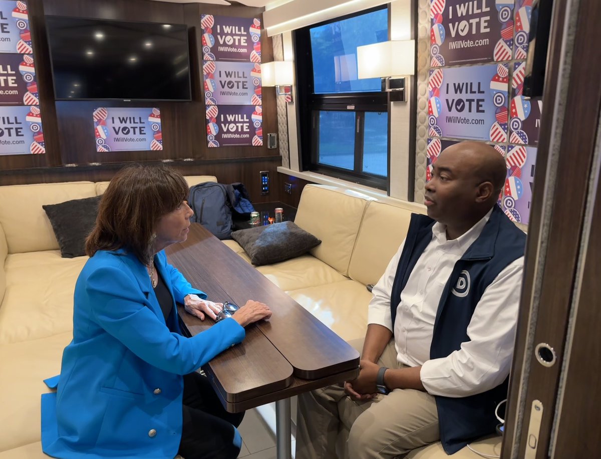 KathyManningNC's tweet photo. This weekend, I sat down with DNC Chair @harrisonjaime to chat about Democrats’ plans to chart a new way forward. 

We’re ONE WEEK out from Election Day, North Carolina. 

If you don’t already have a plan to vote, make one today! https://t.co/19gCMfvSmV