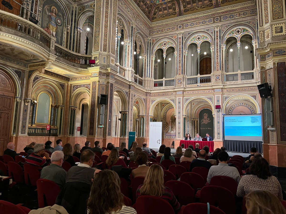 formacioDIVAL's tweet photo. Jornada #DIVALDirectiaTemàtica hui al CC La Beneficència: 'Solucions Pràctiques per a Resoldre les Mancances de Personal en l'Administració Local'.

Ponència de José Vicente Vivó, tècnic de #RRHH de @AjuntamentSueca i taula debat: 'Benchmarking en racionalització de plantilles'. https://t.co/OZMlA3gVQa