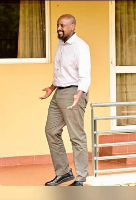 mukigawamuhoozi's tweet photo. Next Mr President Of Uganda 🇺🇬 
Professor Gen @mkainerugaba in his SPA/SO Moments and duties 
#LongLiveMK https://t.co/ugMp8nLej2