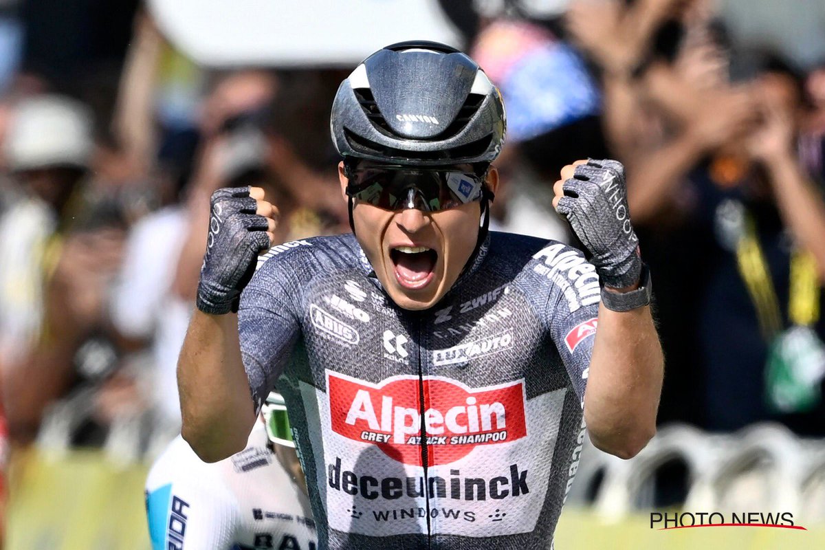 AlpecinPT's tweet photo. Jasper Philipsen attended @LeTour 2025 presentation in Paris. Our nine-time stage winner liked the route that was presented.
“This can be a Tour de France that offers perspective for our team. I am already thinking about the start in Lille. A chance to grab both the stage and the yellow jersey. A unique opportunity and immediately a big goal, I think.”
“The rest of the Tour also looks good for me as a sprinter with maybe seven or eight sprint opportunities in total. These stages are not always the flattest, but that's not bad for us. I'll have to look at everything in more detail, but for now I'm happy with it.”
📸 @PhotoNewsBe
#AlpecinDeceuninck #TDF25 #LeTour #JasperPhilipsen