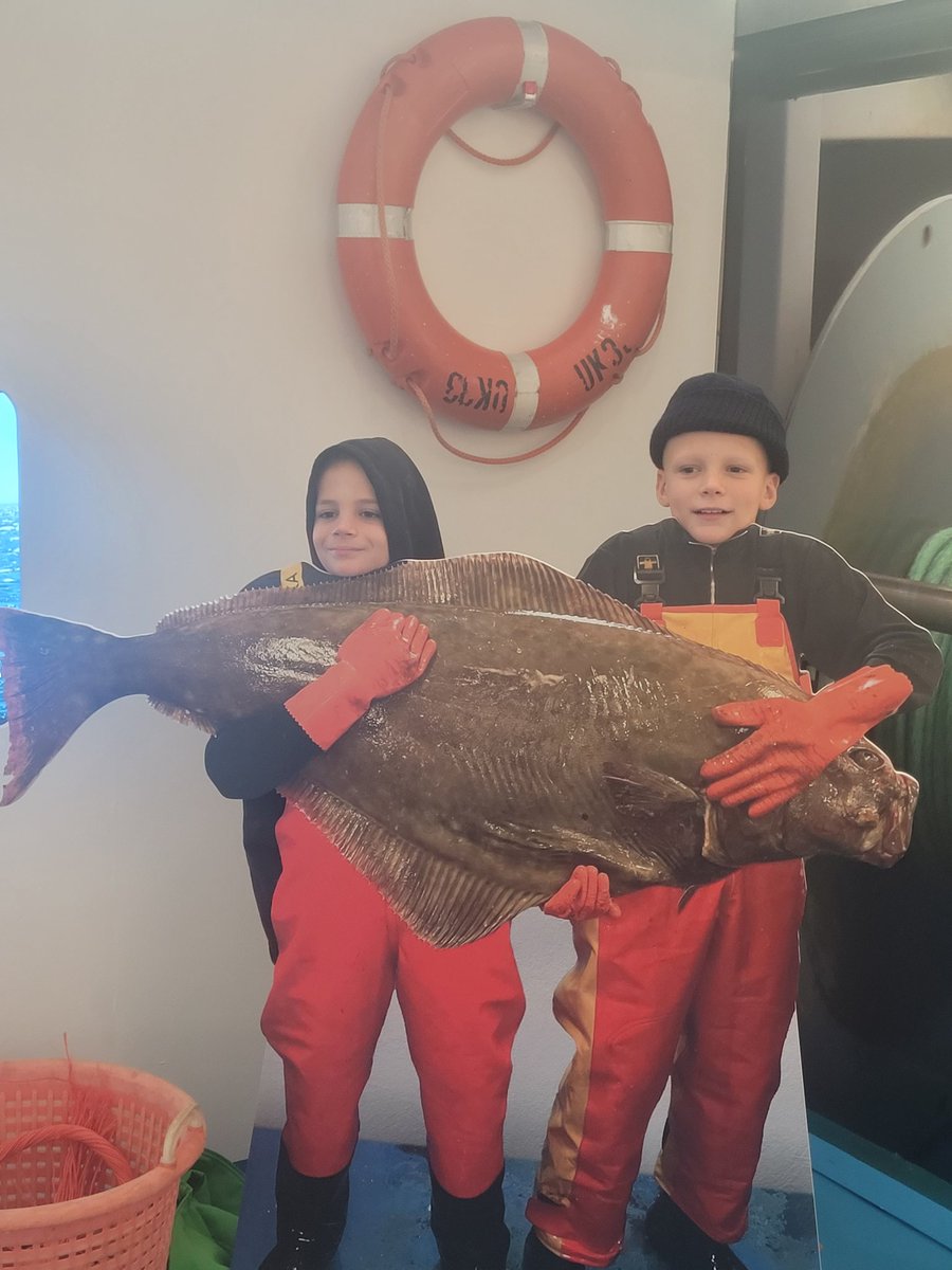 Op de foto als echte visserman met een heilbot in je armen. Het kan in het museum. #museumurk #vakantietijd