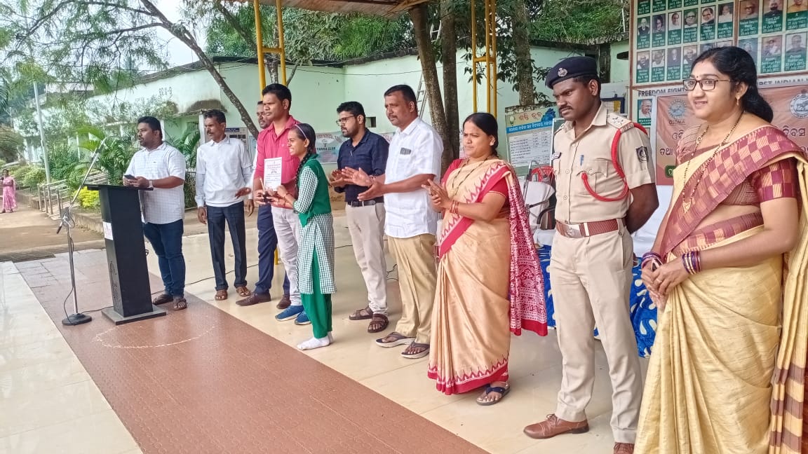Today, on 29th October, "Odisha Disaster Preparedness Day and National Day for Disaster Reduction " -2024 was observed by DDMA, Koraput at Govt Girls High School, Koraput to aware people on Disaster Preparedness.
<a href="/osdma/">Odisha State Disaster Management Authority</a> 
<a href="/dmkoraput/">Collector and District Magistrate, Koraput</a>