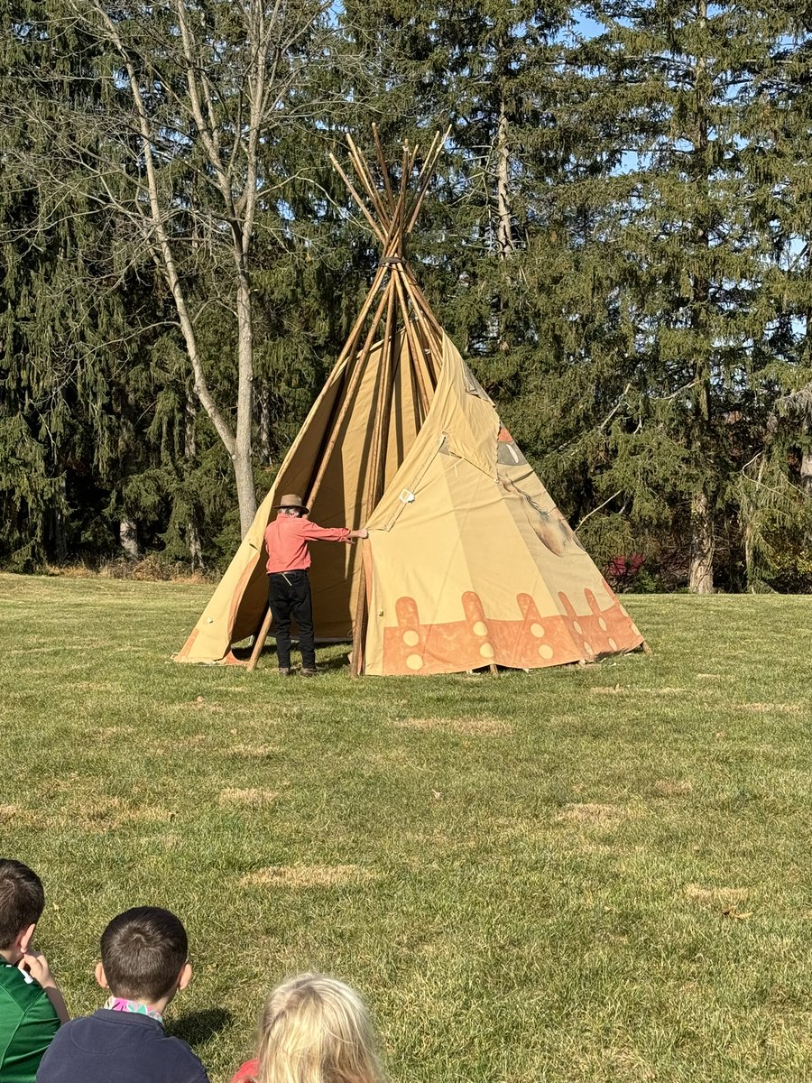 BH 5th graders had a fantastic time learning how to raise a tipi this morning! Thank you Robin Moore!!