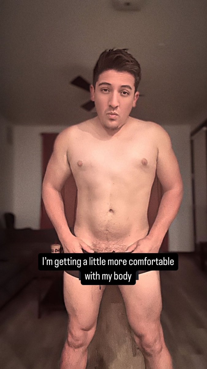 lees1331's tweet photo. I’m Starting to Feel way more comfortable with my body since I lost weight 
I still gotta long way to go before I get to my goal body look 🤷🏻‍♂️💪🏻🔥 https://t.co/CeCciJ3yG2