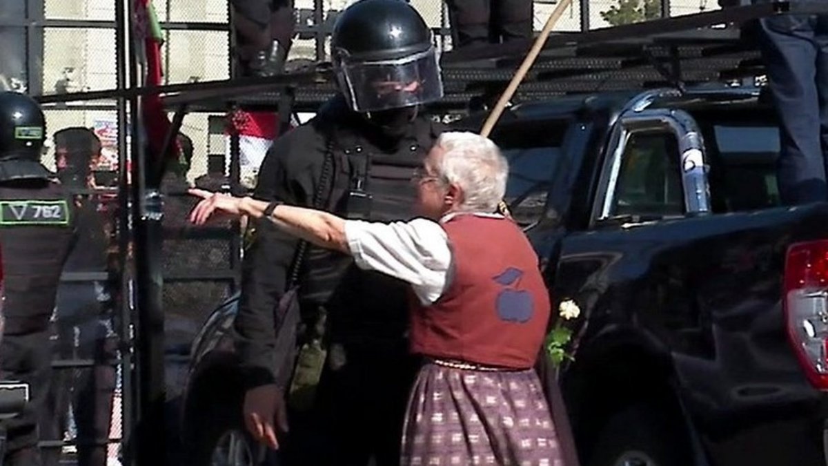 Nina Bahinskaya is an icon of bravery for Belarusians. Now, at 77, she faces trial once again for marching on the street with the Belarusian Popular Front flag. She was detained, her hands handcuffed behind her back. This courageous woman embodies everything the dictator fears.