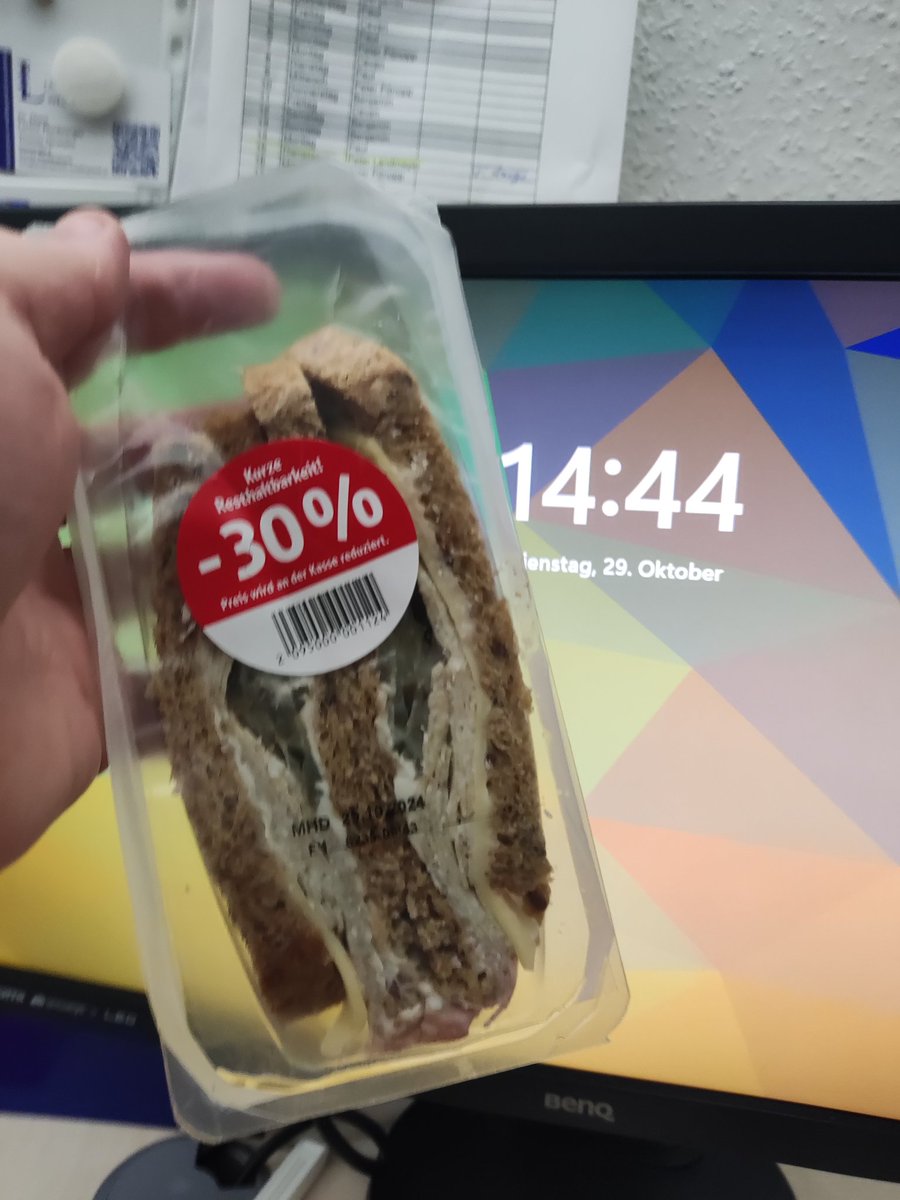 Mein Mittagessen für die Arbeit 😔 danke <a href="/rewe_group/">Rewe Group</a>