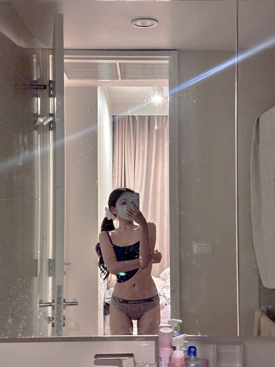 🥱 https://t.co/DBnfE5lLwt